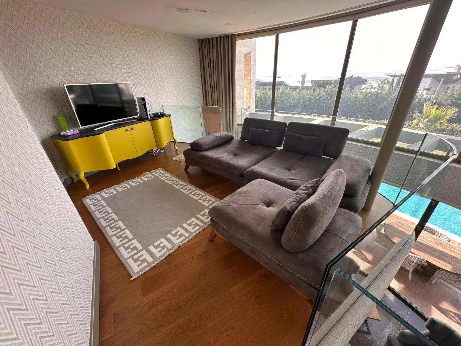 Sitting area